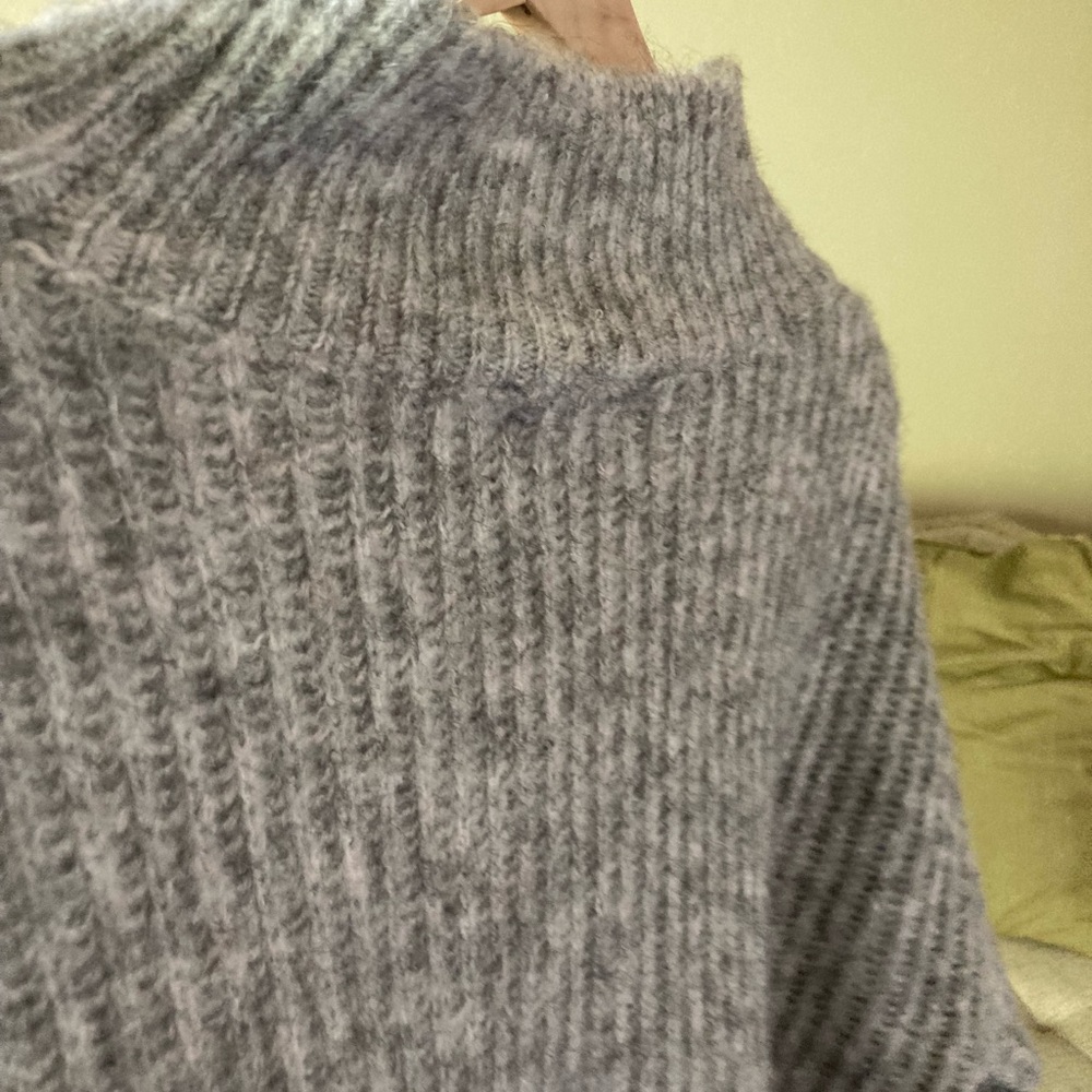 SOLD - NWT FRNCH Soft Oversized Long Sleeve Knit Grey Sweater - Picture 4 of 6